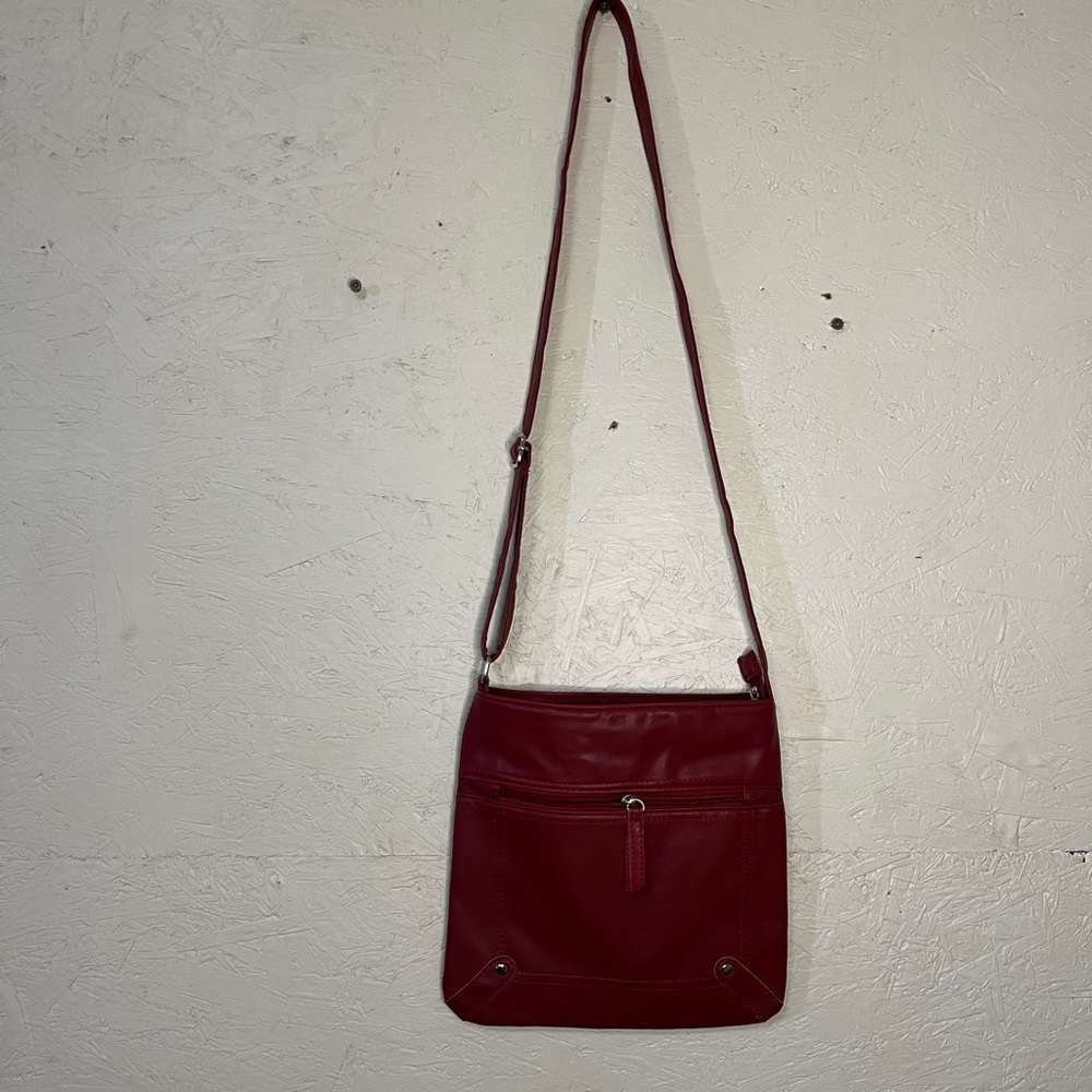 Elegant Red Leather Crossbody Bag